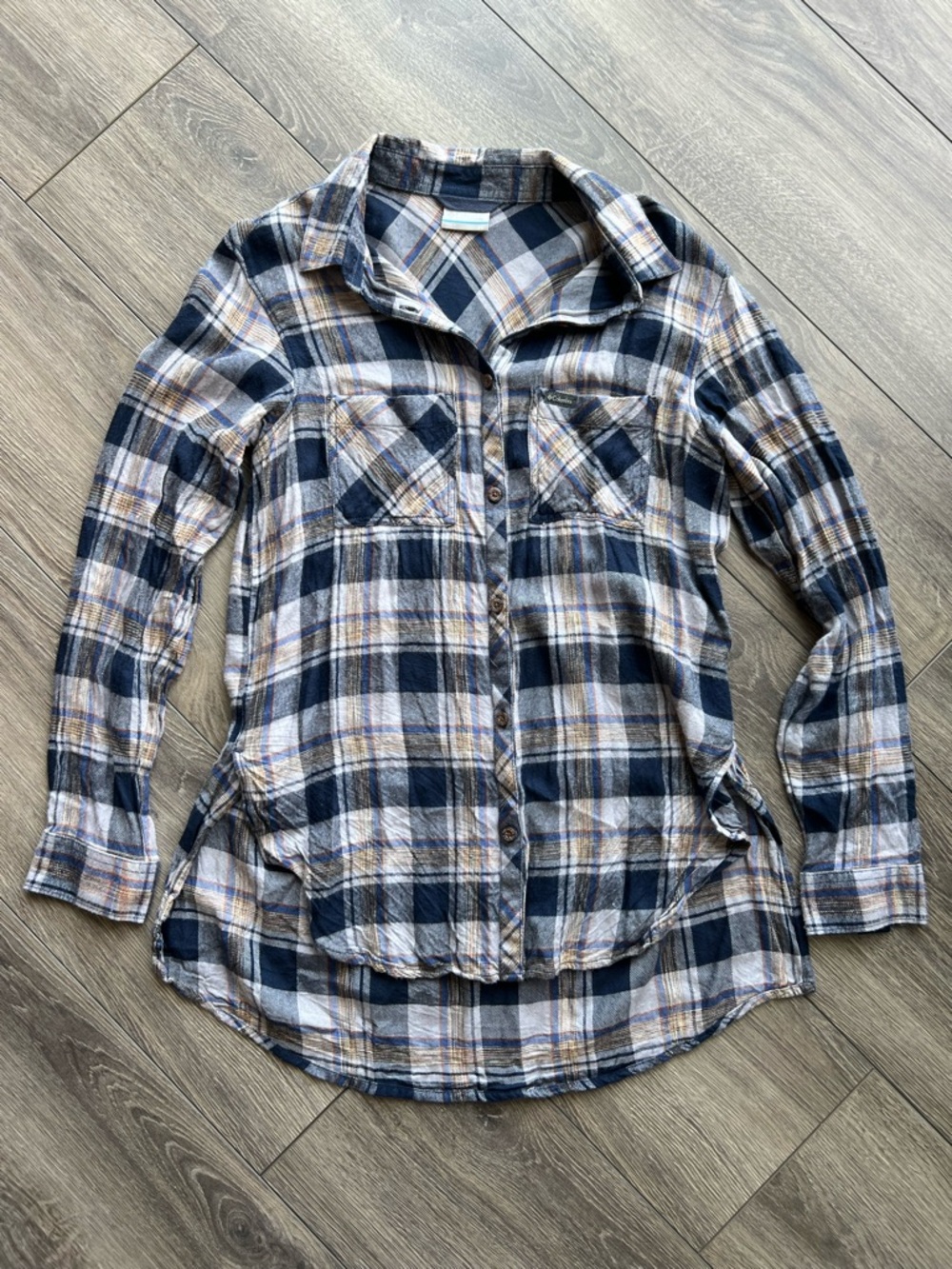 Columbia Women’s Plaid Button-Up Shirt - Navy, Cream & Tan 100% Rayon Size XS